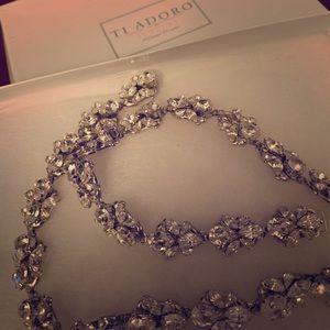 Kleinfeld’s Bridal Ti Adoro Crown/ Halo